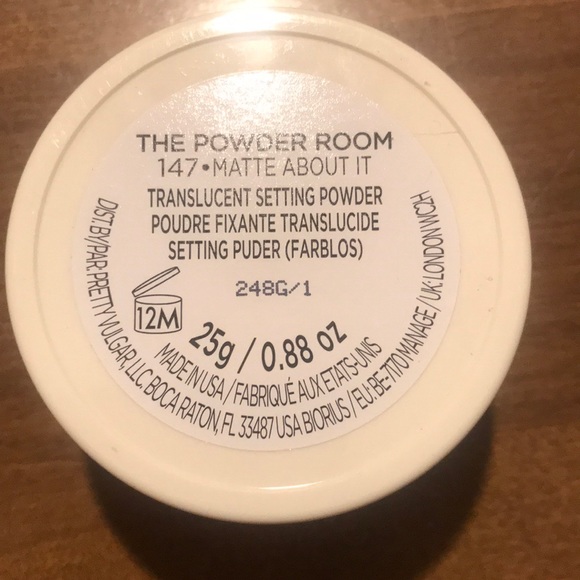Translucent Setting Powder - Picture 2 of 3
